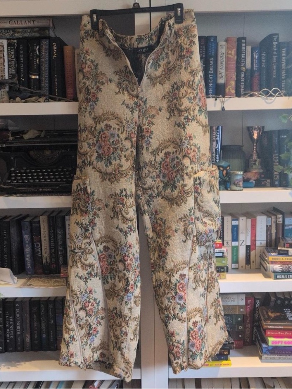 AKIRA Cream Floral Brocade Wide-Leg Pants